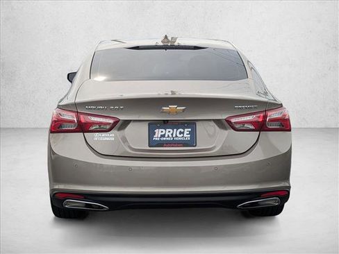 Used 2022 Chevrolet Malibu Premier image 6