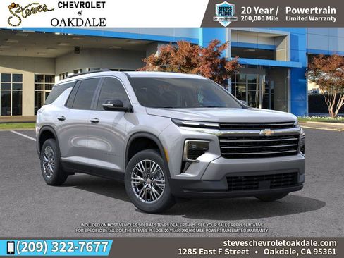New 2026 Chevrolet Traverse LT w/ Driver Confidence Package AWD/4WD image 7