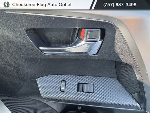 Used 2014 Toyota RAV4 XLE image 44