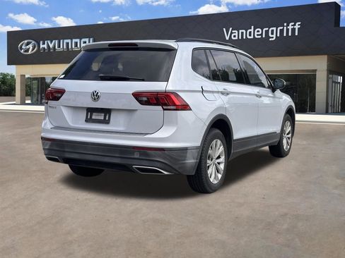 Used 2019 Volkswagen Tiguan S image 12