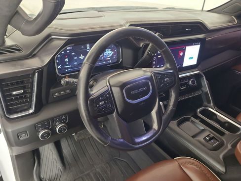 Used 2024 GMC Sierra 3500 Denali Ultimate image 14