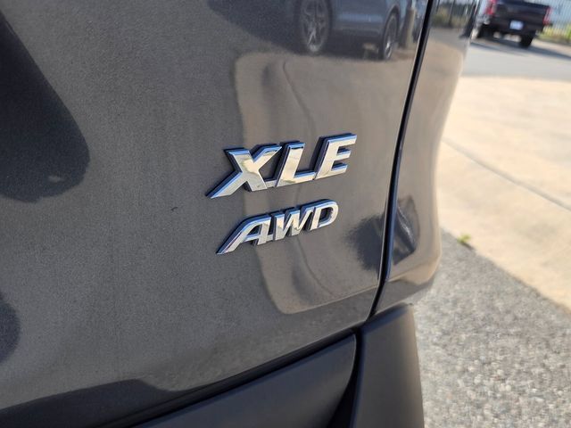 Used 2024 Toyota RAV4 XLE AWD/4WD image 11