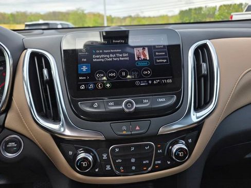 Used 2024 Chevrolet Equinox Premier AWD/4WD image 29
