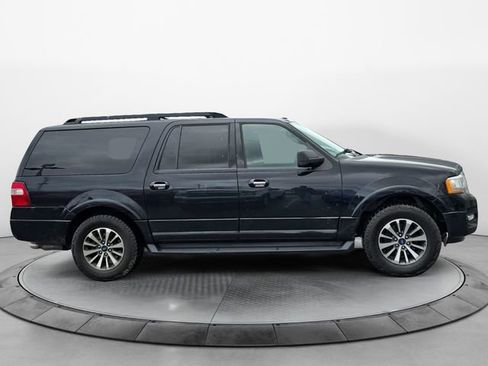 Used 2017 Ford Expedition EL XLT image 6