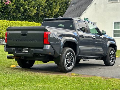 Used 2024 Toyota Tacoma TRD Sport RWD image 8