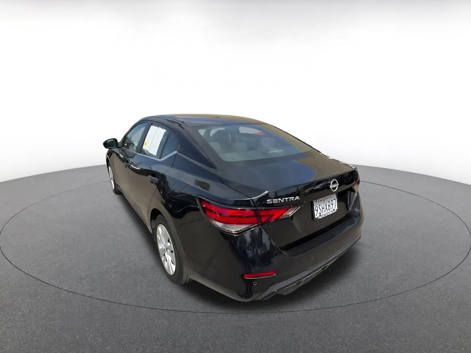 Used 2025 Nissan Sentra S FWD image 10