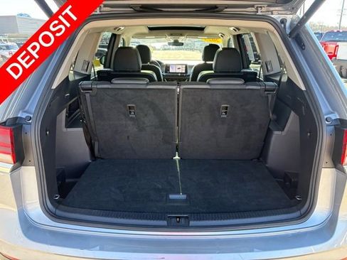 Used 2025 Volkswagen Atlas SEL image 37