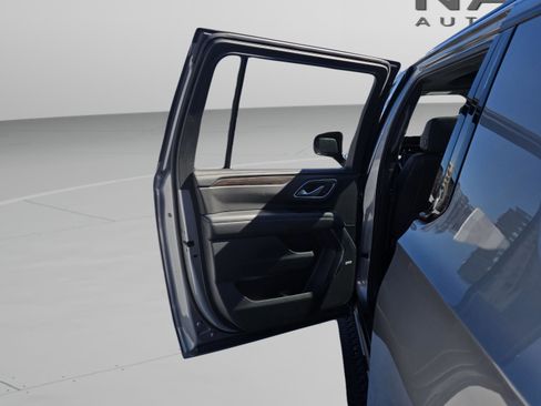 Used 2022 Chevrolet Suburban Z71 w/ Z71 Off-Road Package image 31