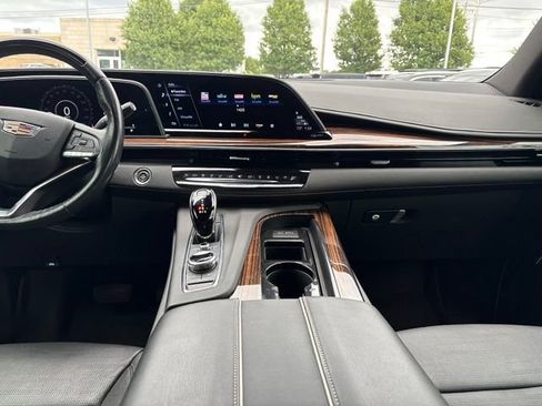 Used 2023 Cadillac Escalade ESV Premium Luxury w/ LPO, Floor Liner Package AWD/4WD image 23
