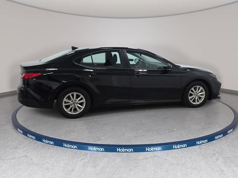 Certified 2025 Toyota Camry LE FWD image 4