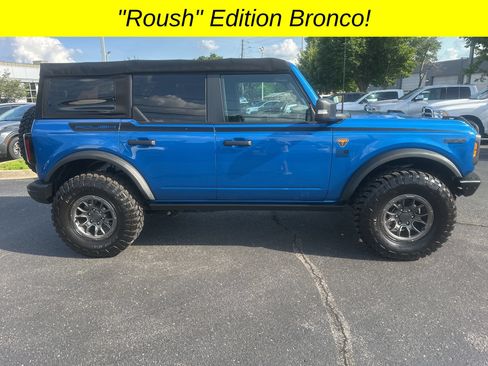 Used 2022 Ford Bronco Badlands AWD/4WD image 2