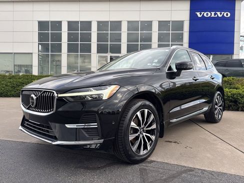 Certified 2023 Volvo XC60 B5 Plus w/ Climate Package AWD/4WD image 43