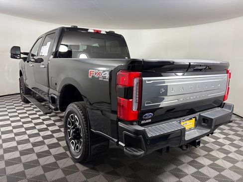 Certified 2024 Ford F350 Platinum w/ FX4 Off-Road Package image 5