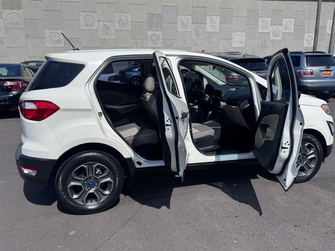 Used 2018 Ford EcoSport S FWD image 28