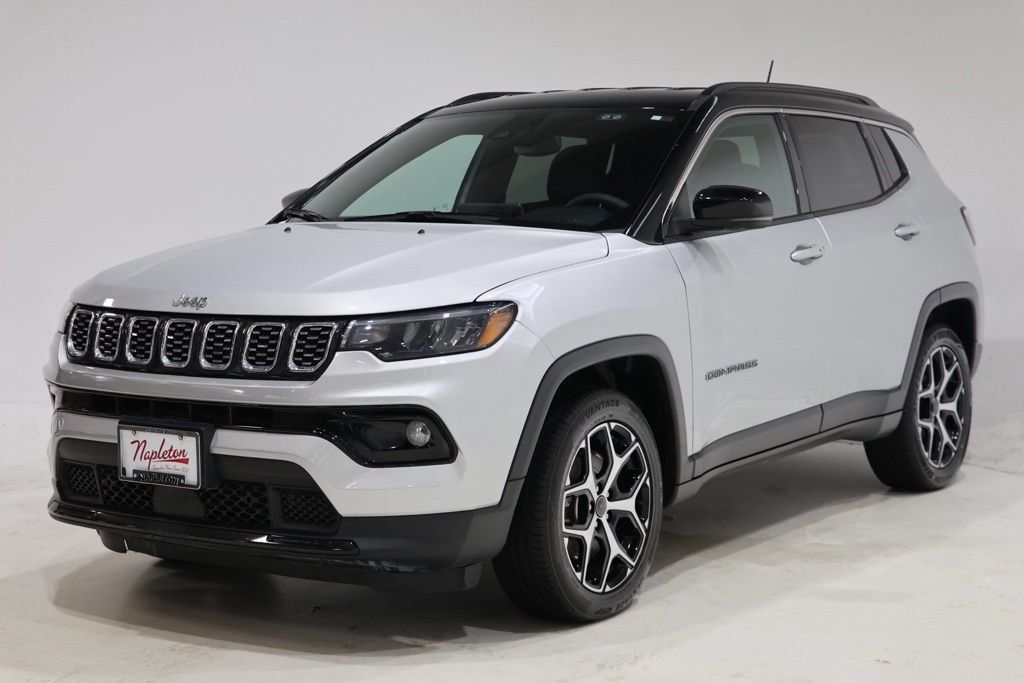 Used 2025 Jeep Compass Limited AWD/4WD image 3