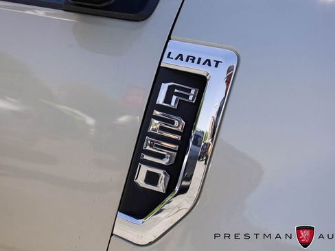 Used 2018 Ford F250 Lariat w/ Lariat Value Package AWD/4WD image 5