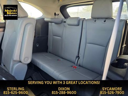 Used 2022 Toyota Highlander Platinum image 16