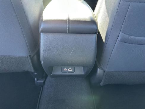 Used 2024 Nissan Altima 2.5 SV image 17