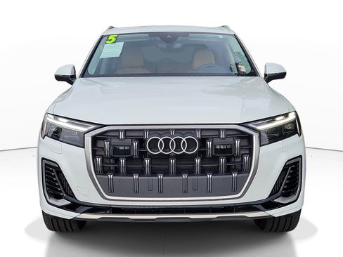 Used 2025 Audi Q7 3.0T Premium Plus w/ Premium Plus Package AWD/4WD image 2