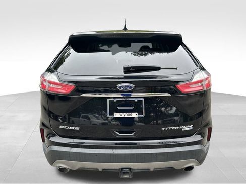 Used 2019 Ford Edge Titanium w/ Cold Weather Package image 4