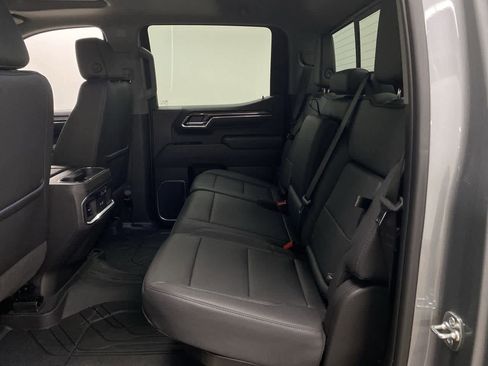 Used 2025 Chevrolet Silverado 1500 LTZ w/ LTZ Premium Package image 16