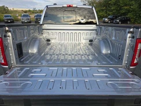 Certified 2022 Ford F150 Lariat w/ Equipment Group 502A High image 14