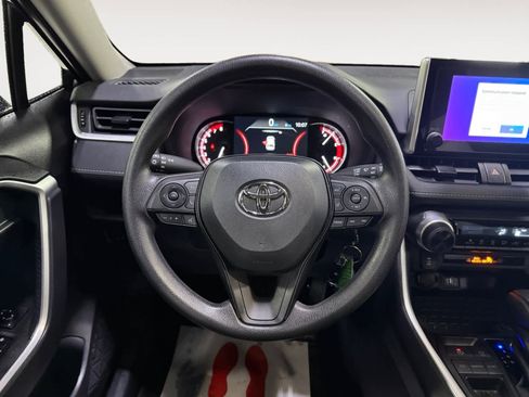 Used 2025 Toyota RAV4 LE FWD image 19