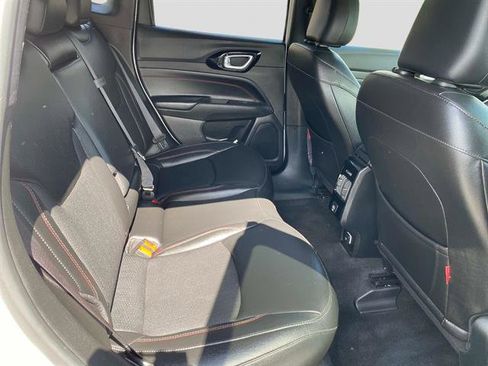 Used 2024 Jeep Compass Trailhawk image 22