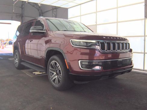 Used 2024 Jeep Wagoneer 2WD w/ Premium Group I image 10