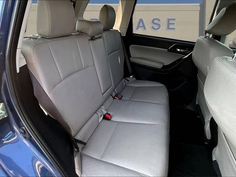 Used 2014 Subaru Forester 2.5i Limited w/ Popular Package #2 AWD/4WD image 27