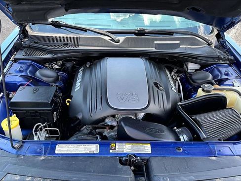 Used 2010 Dodge Challenger R/T RWD image 10