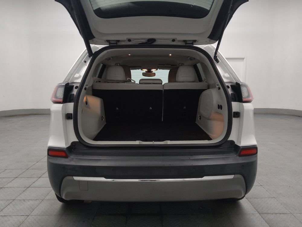 Used 2019 Jeep Cherokee Limited FWD image 29