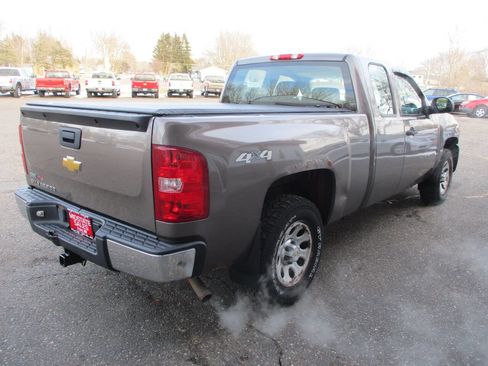 Used 2012 Chevrolet Silverado 1500 W/T image 8