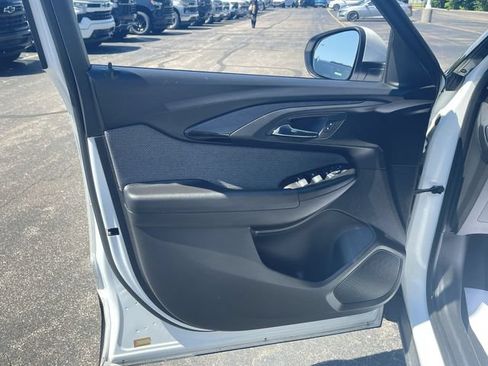 Certified 2023 Chevrolet TrailBlazer LT w/ Convenience Package FWD image 21