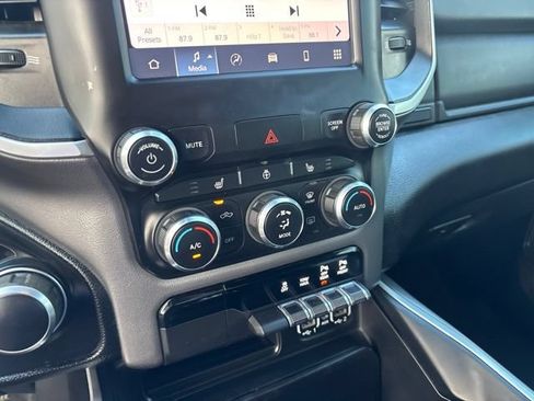 Used 2022 RAM 1500 Lone Star w/ Night Edition AWD/4WD image 17
