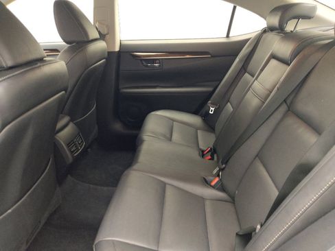 Used 2014 Lexus ES 350 w/ Premium Package image 18