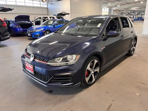 Used 2019 Volkswagen GTI SE image 7
