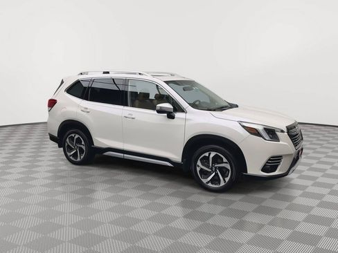 Used 2022 Subaru Forester Touring w/ Popular Package #3 AWD/4WD image 42