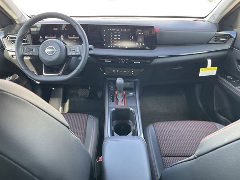 New 2026 Nissan Kicks SR image 15