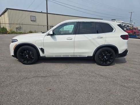 Used 2024 BMW X5 xDrive50e AWD/4WD image 6