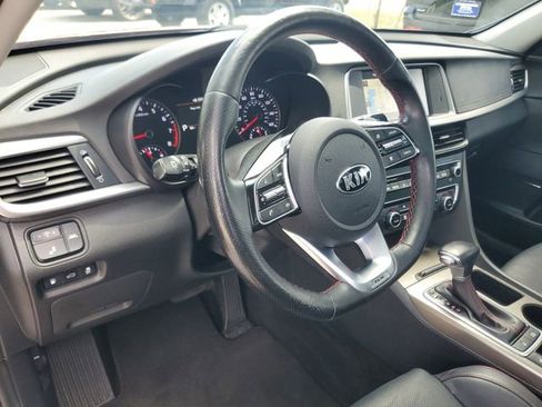 Used 2019 Kia Optima SX image 18