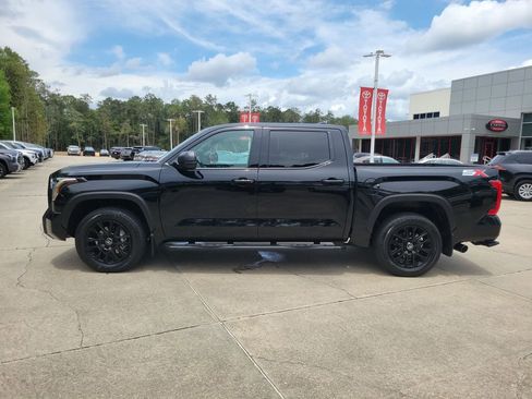 Used 2026 Toyota Tundra SR5 w/ SX Package RWD image 2