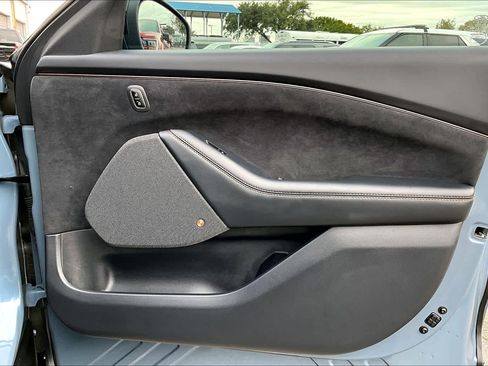 Certified 2023 Ford Mustang Mach-E GT image 22