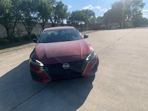 Used 2025 Nissan Altima 2.5 SR image 5