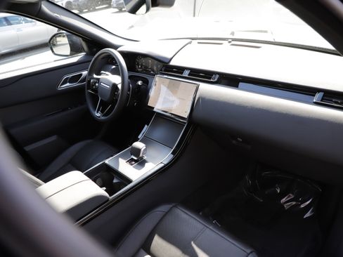 New 2026 Land Rover Range Rover Velar S AWD/4WD image 13