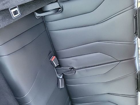 Used 2023 Acura MDX SH-AWD image 16