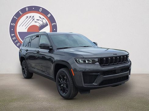 New 2026 Jeep Grand Cherokee L 2WD image 2