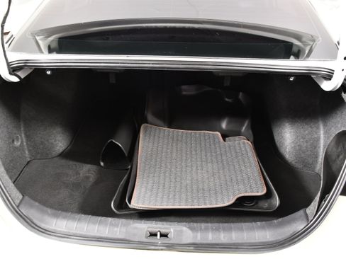 Used 2020 Nissan Altima 2.5 SR FWD image 46