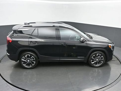 Used 2024 GMC Terrain SLT FWD image 41