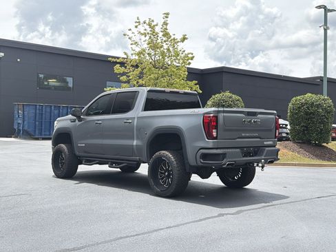 Used 2021 GMC Sierra 1500 Elevation w/ X31 Off-Road Package AWD/4WD image 15